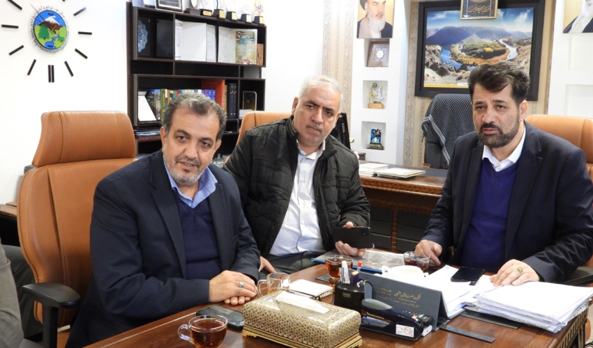 نشست مدیرکل منابع طبیعی و آبخیزداری استان با نماینده مردم در مجلس شورای اسلامی