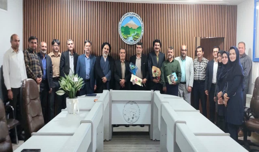 آئین تکریم و معارفه سرپرست جدید در اداره منابع طبیعی و آبخیزداری شهرستان شهرکرد